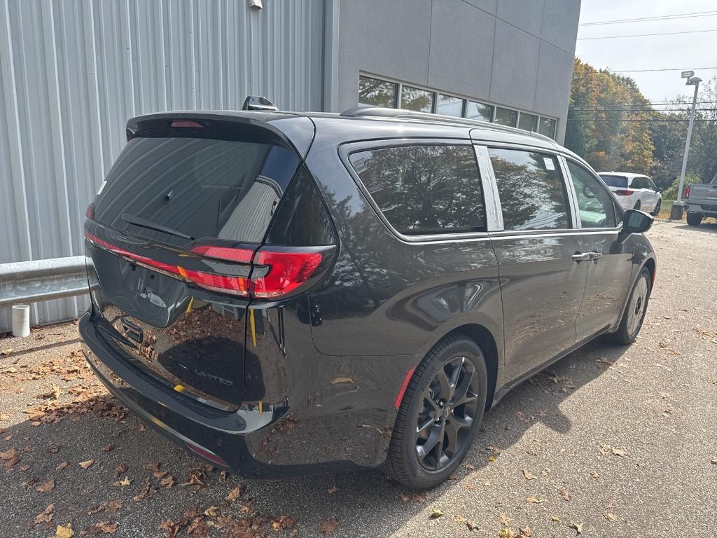 new 2026 Chrysler Pacifica car, priced at $58,360