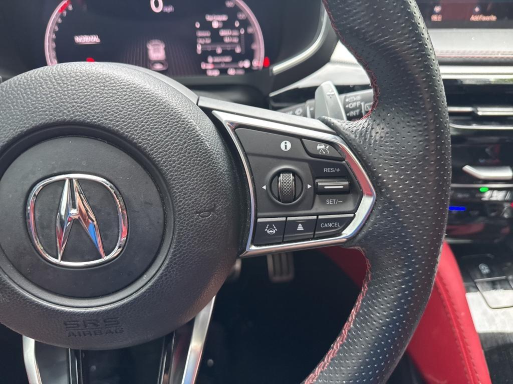 used 2022 Acura MDX car, priced at $41,774