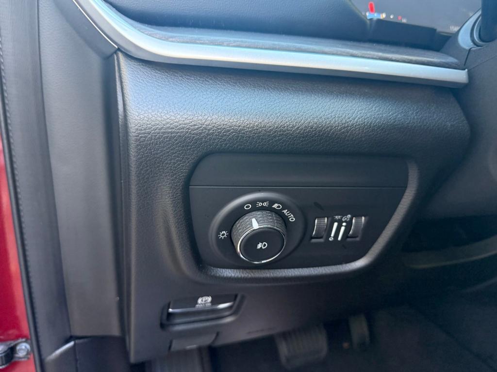 used 2021 Jeep Grand Cherokee L car, priced at $31,077