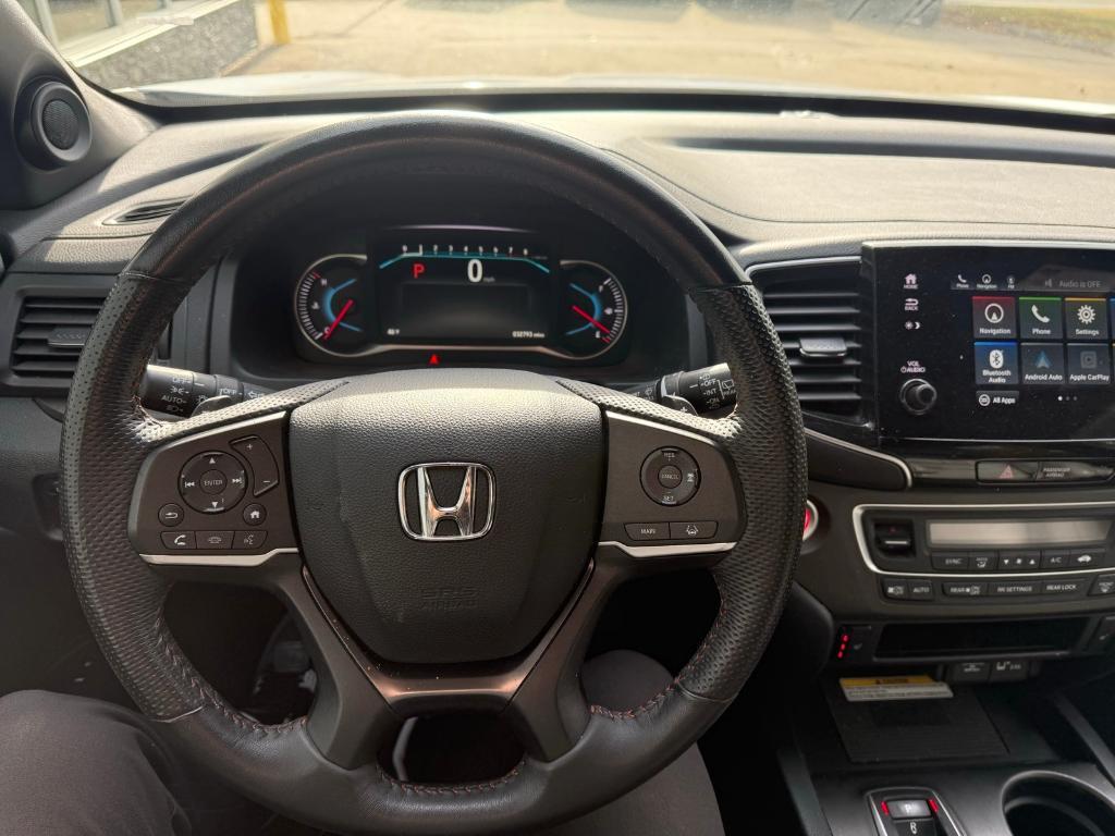 used 2022 Honda Pilot car, priced at $33,383