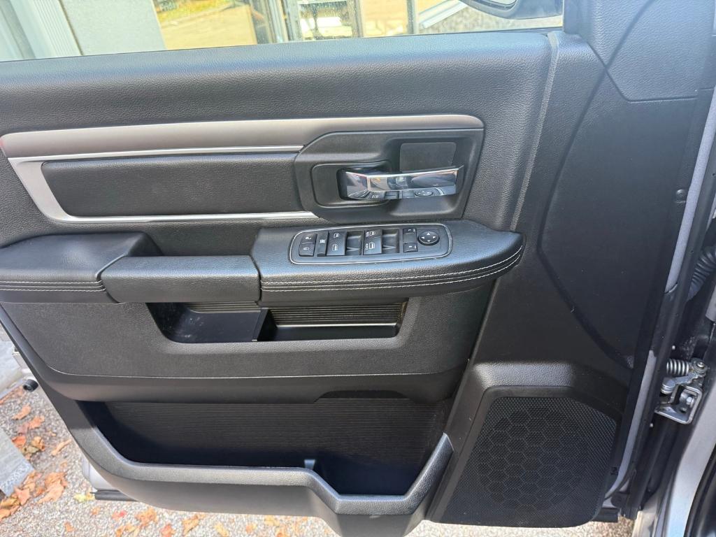 used 2022 Ram 1500 Classic car, priced at $33,371