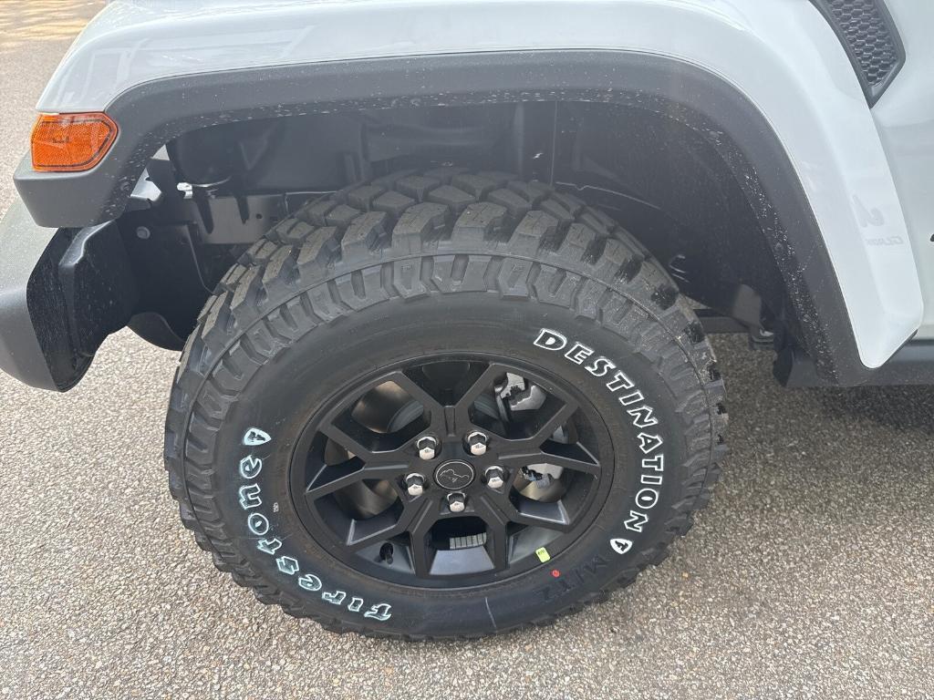 new 2025 Jeep Gladiator car, priced at $51,540