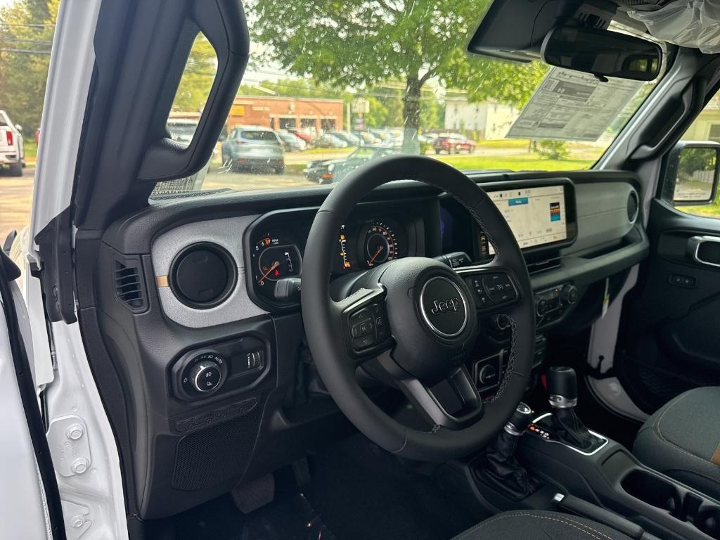 new 2025 Jeep Gladiator car, priced at $49,735