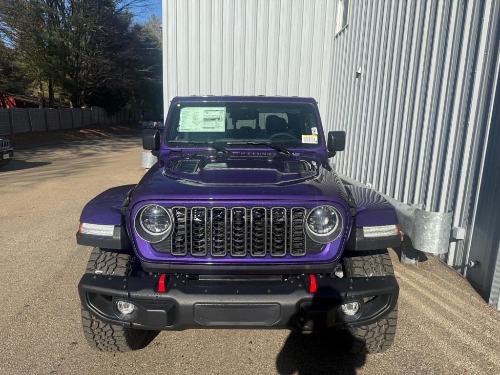 new 2026 Jeep Gladiator car, priced at $66,465