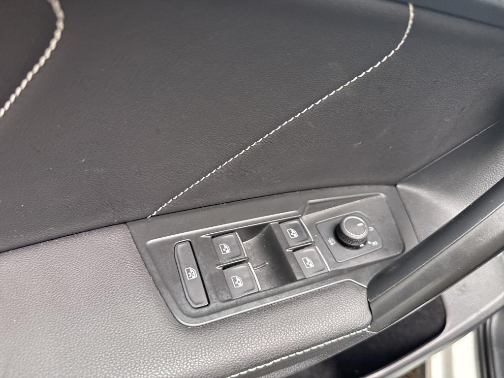 used 2022 Volkswagen Tiguan car, priced at $23,569