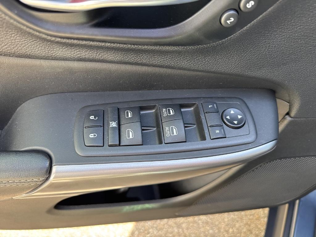 used 2022 Jeep Cherokee car, priced at $26,699