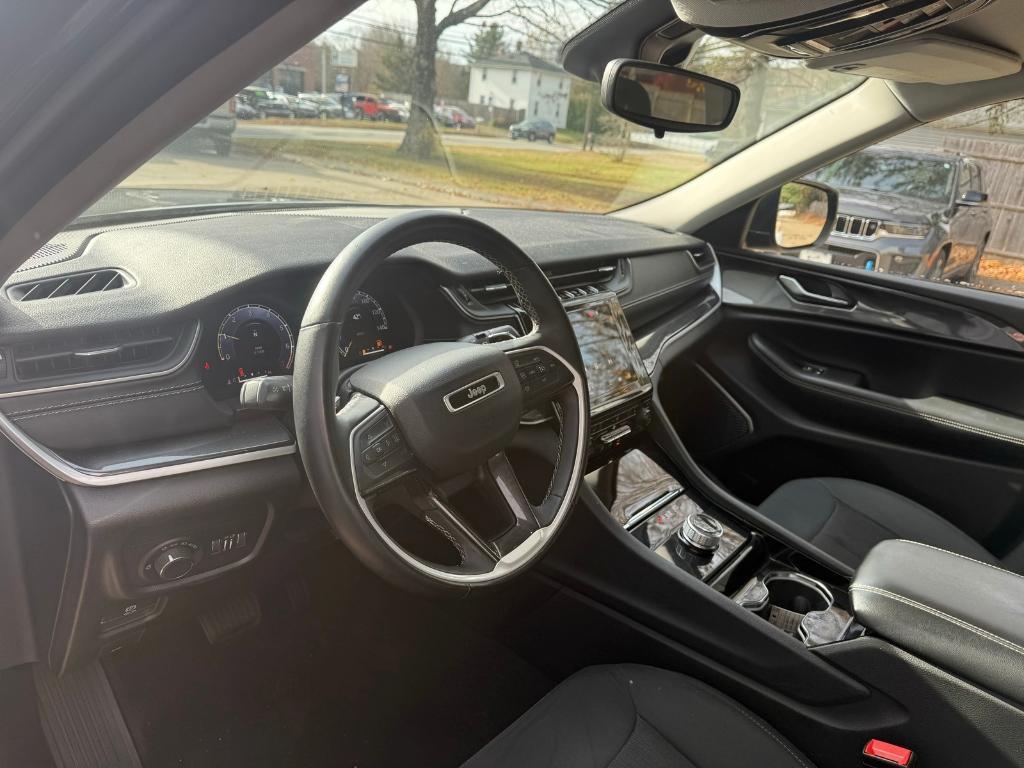 used 2022 Jeep Grand Cherokee L car, priced at $27,176