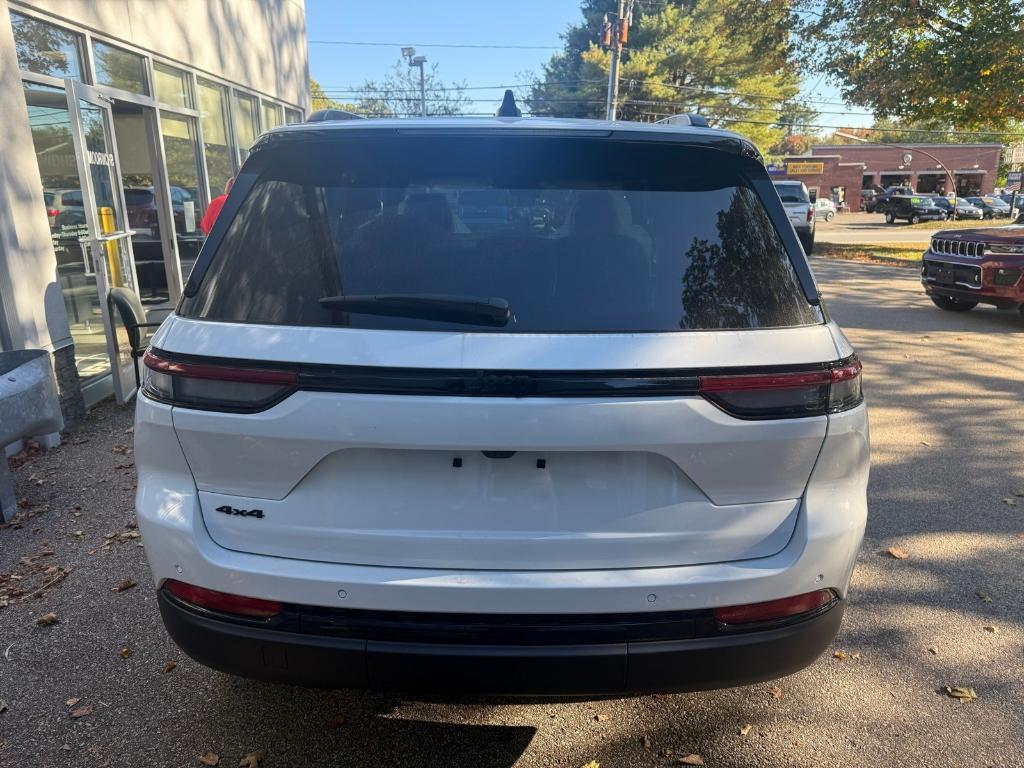 new 2025 Jeep Grand Cherokee car, priced at $46,466