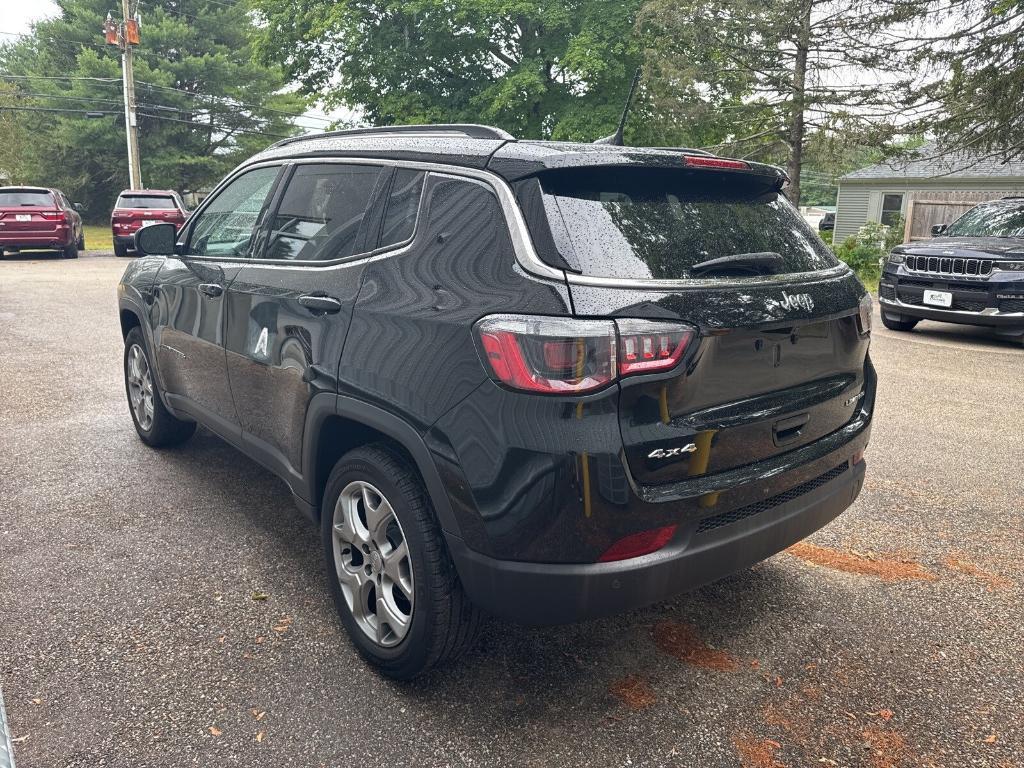 used 2022 Jeep Compass car, priced at $24,327