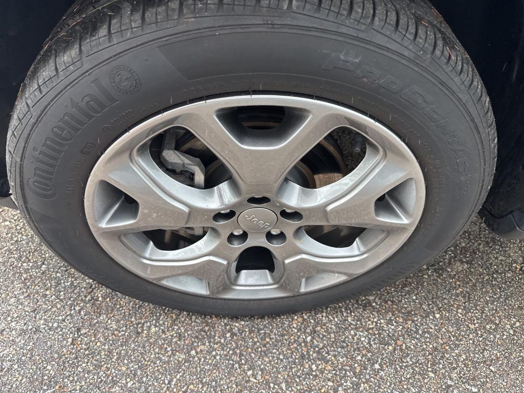 used 2022 Jeep Compass car, priced at $24,327