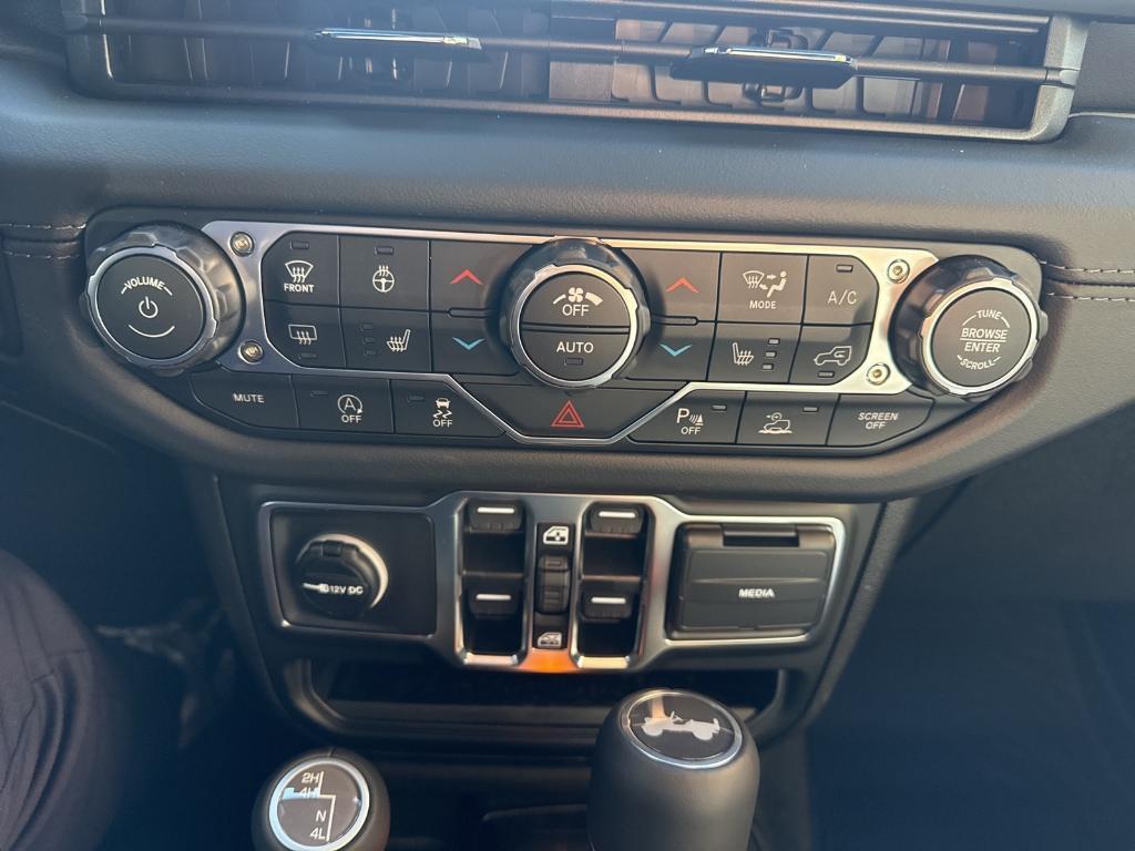 new 2026 Jeep Wrangler car, priced at $60,470