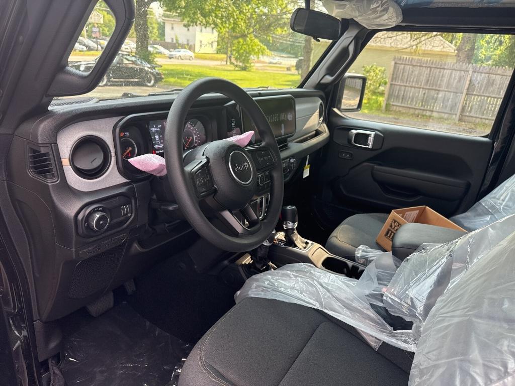 new 2025 Jeep Wrangler car, priced at $39,150
