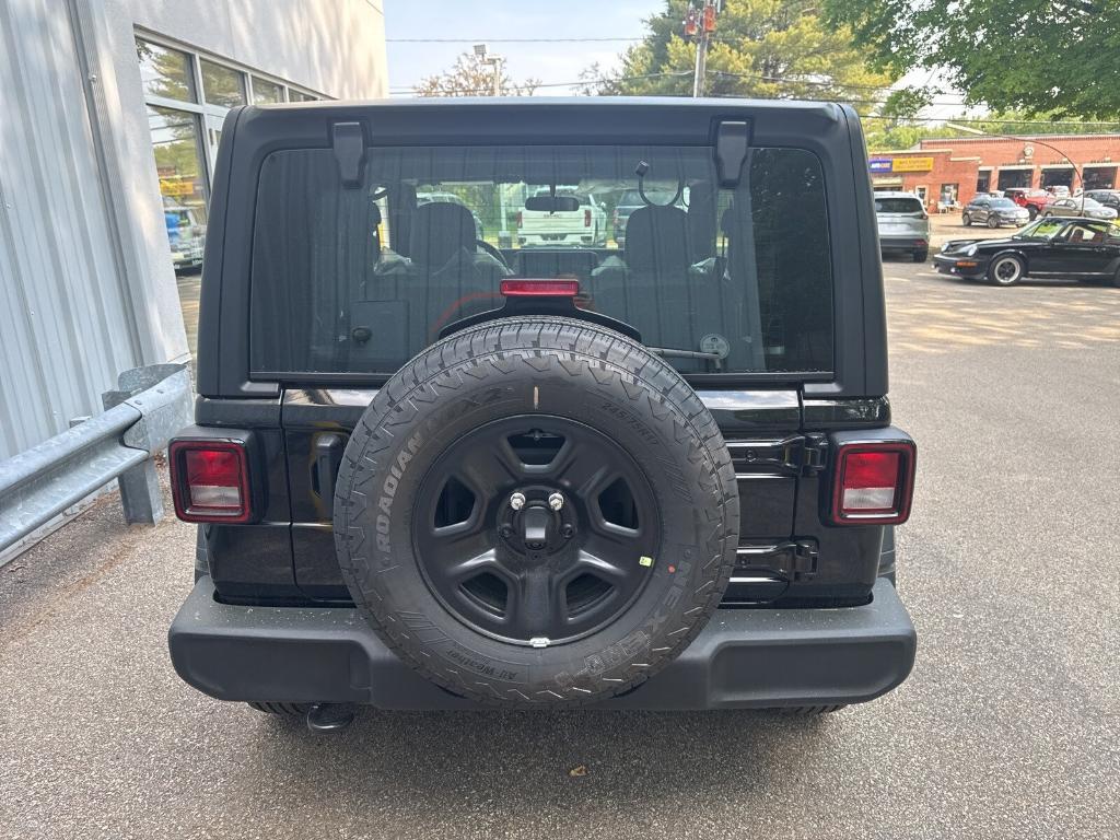 new 2025 Jeep Wrangler car, priced at $39,150