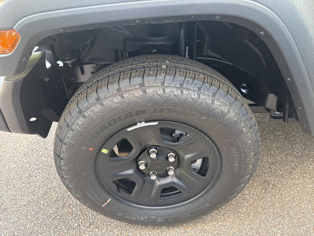 new 2025 Jeep Wrangler car, priced at $39,150