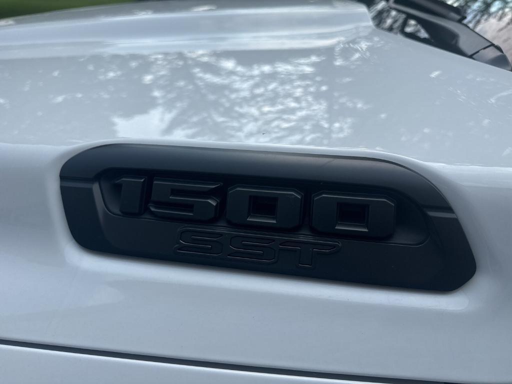 new 2025 Ram 1500 car, priced at $65,630