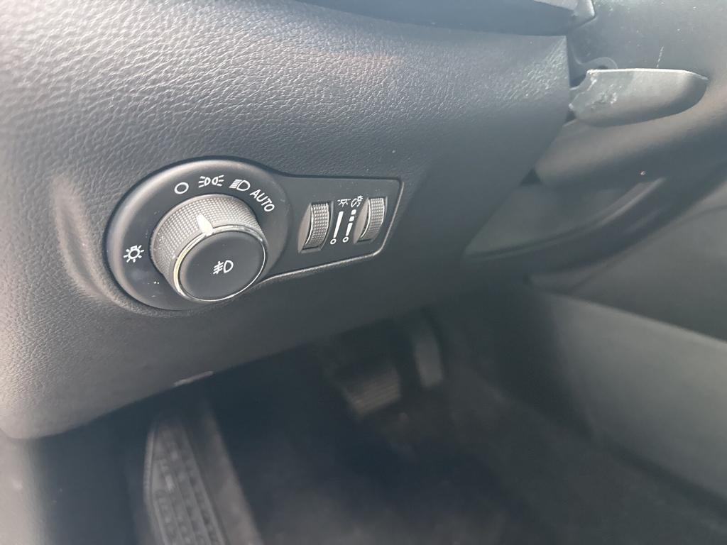 used 2022 Jeep Compass car, priced at $24,491