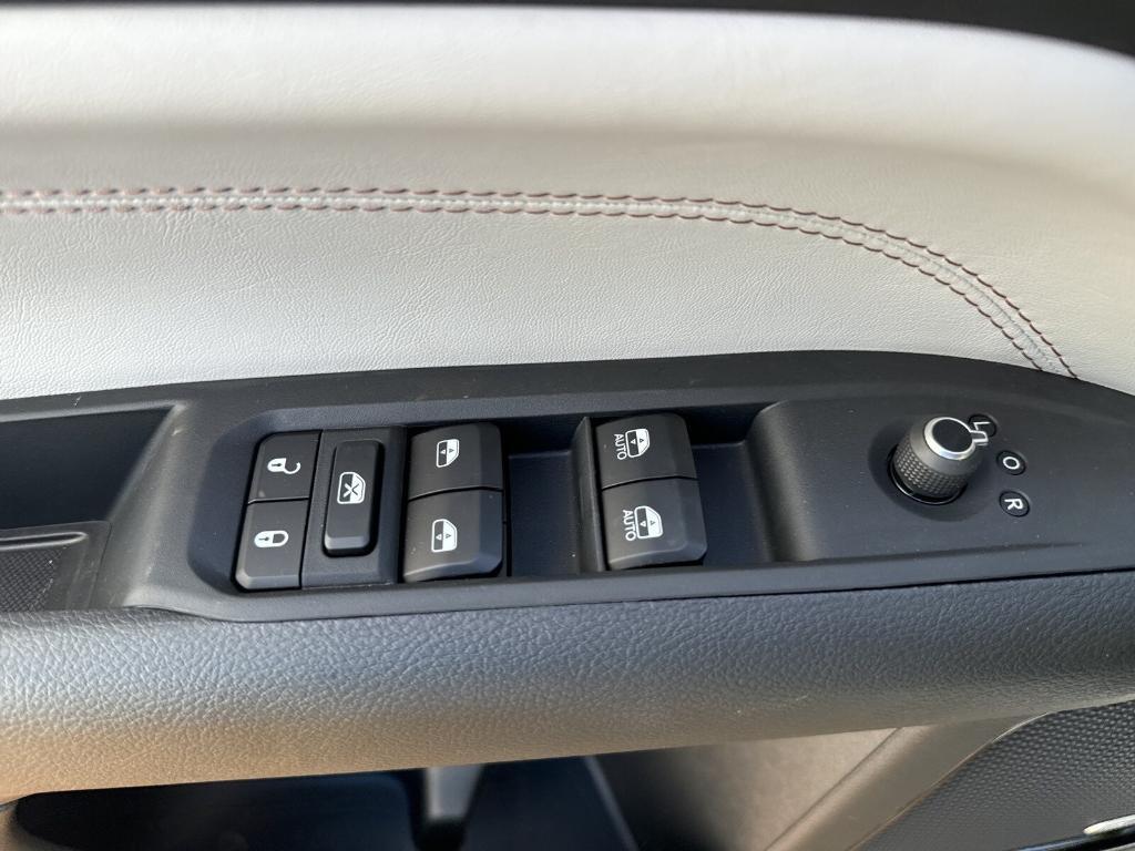 new 2025 Jeep Compass car, priced at $37,115