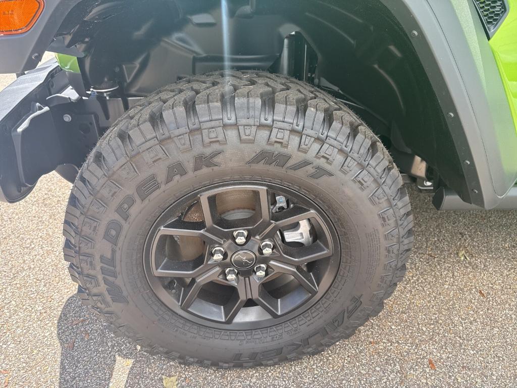 new 2025 Jeep Wrangler car, priced at $52,975