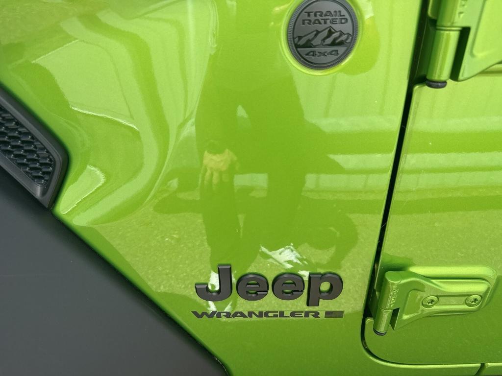 new 2025 Jeep Wrangler car, priced at $52,975