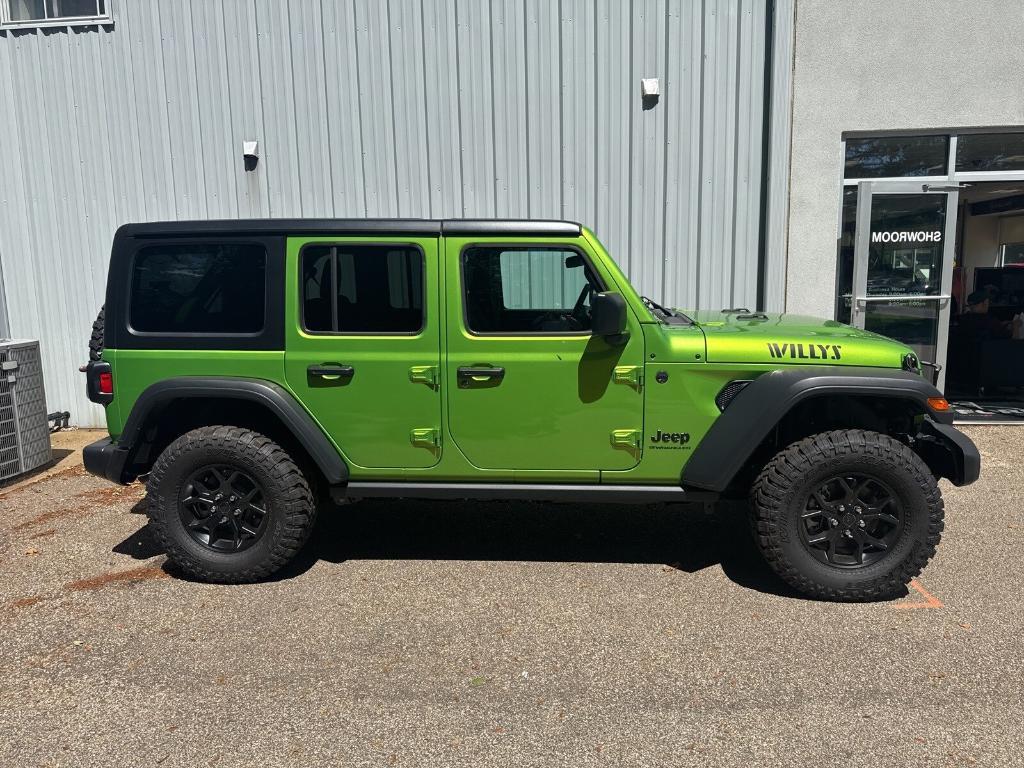 new 2025 Jeep Wrangler car, priced at $52,975