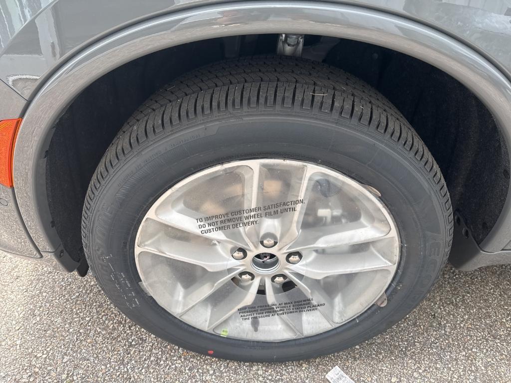 new 2025 Dodge Durango car, priced at $45,244