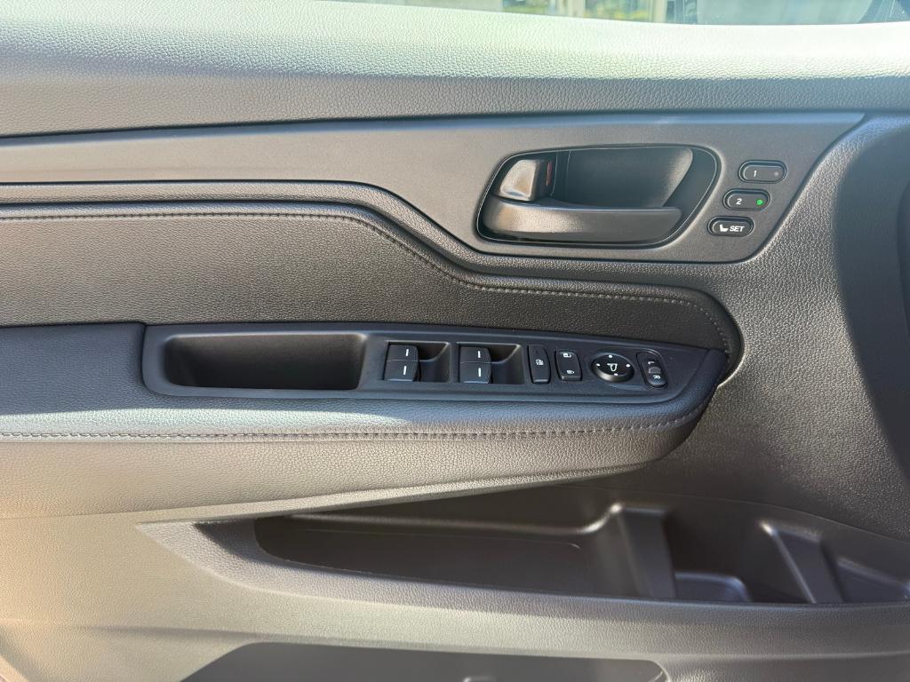 used 2024 Honda Odyssey car, priced at $38,649