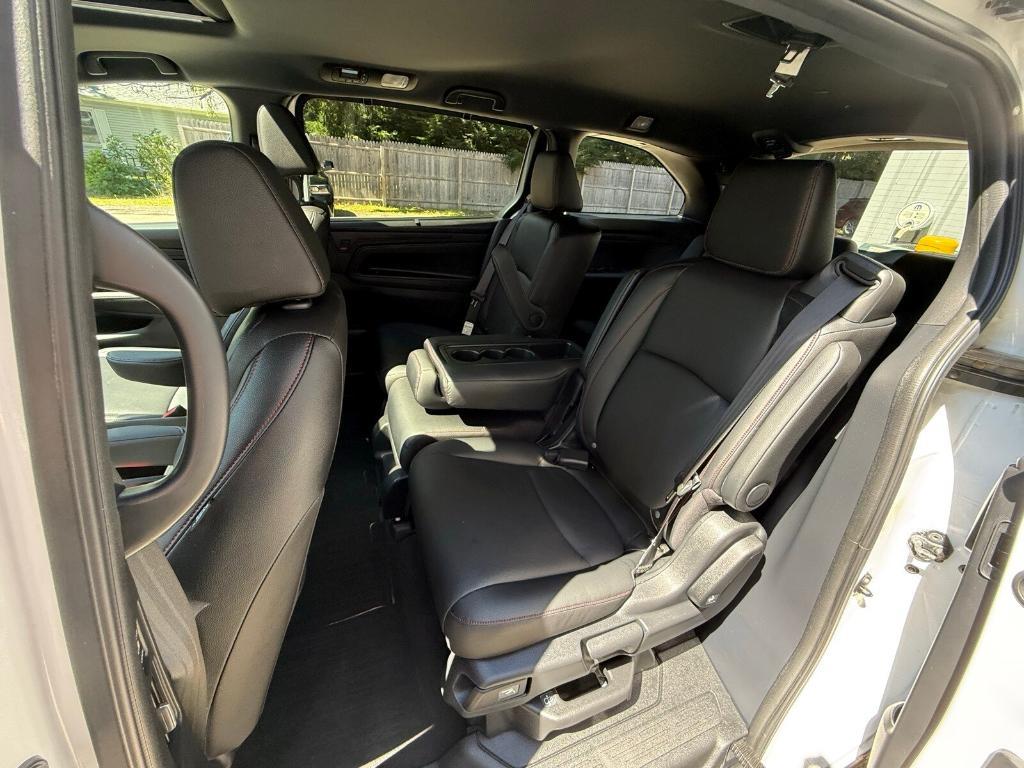used 2024 Honda Odyssey car, priced at $38,649