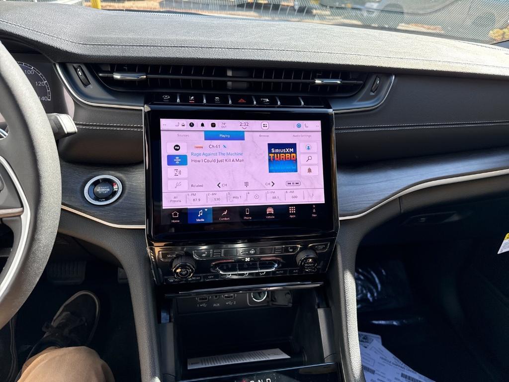 new 2025 Jeep Grand Cherokee L car, priced at $51,910