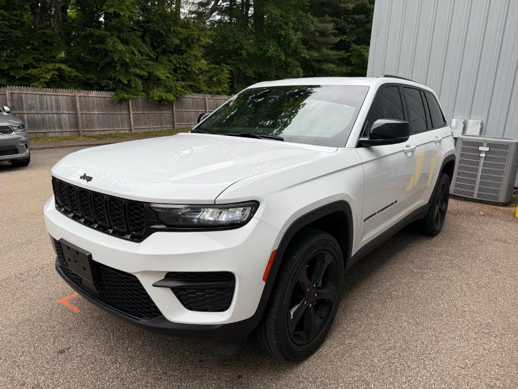 used 2023 Jeep Grand Cherokee car, priced at $31,630