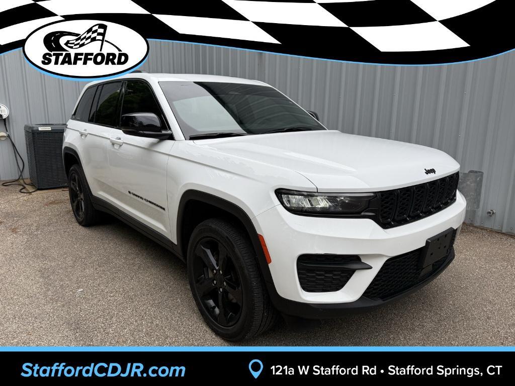 used 2023 Jeep Grand Cherokee car, priced at $31,630