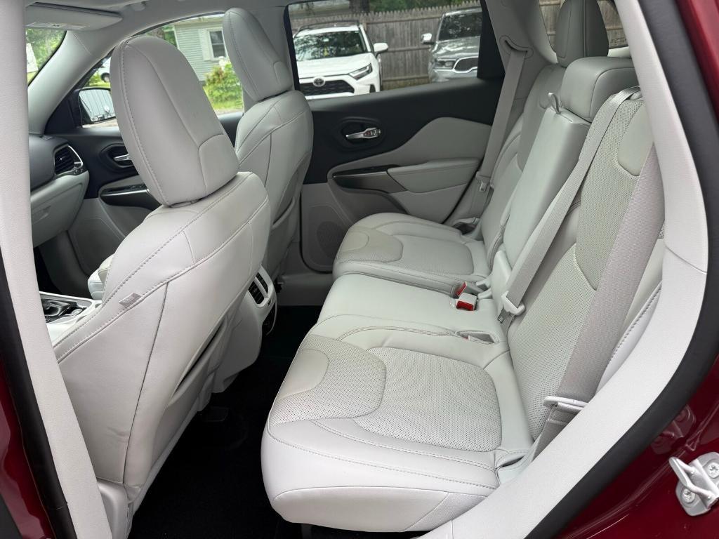 used 2021 Jeep Cherokee car, priced at $24,886
