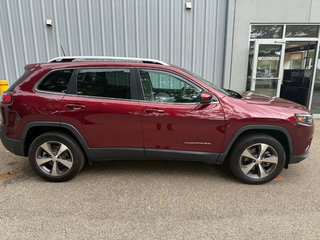 used 2021 Jeep Cherokee car, priced at $24,886
