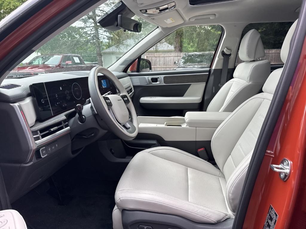 used 2024 Hyundai Santa Fe car, priced at $40,999