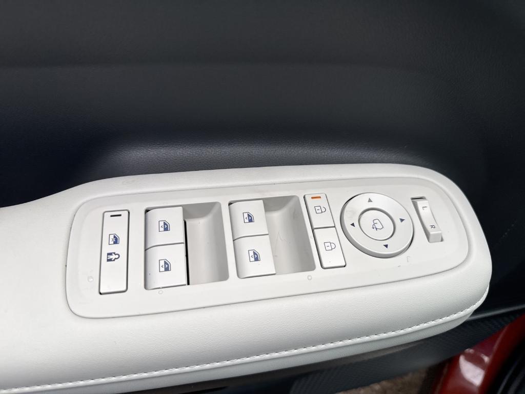used 2024 Hyundai Santa Fe car, priced at $40,999