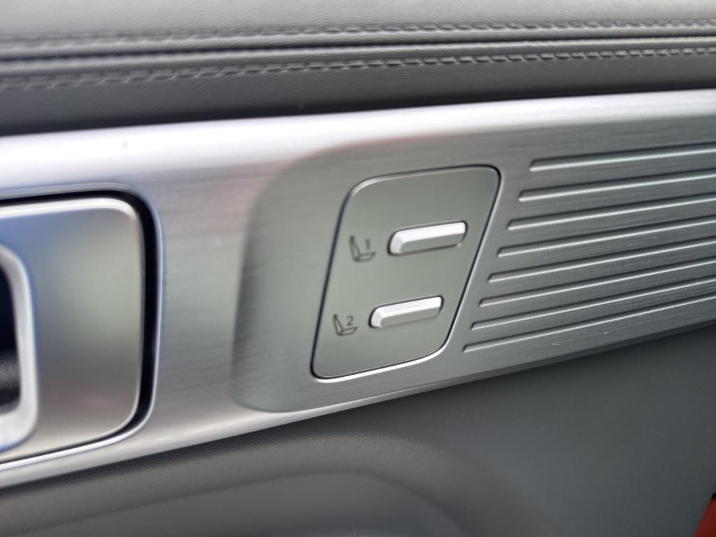 used 2024 Hyundai Santa Fe car, priced at $39,990