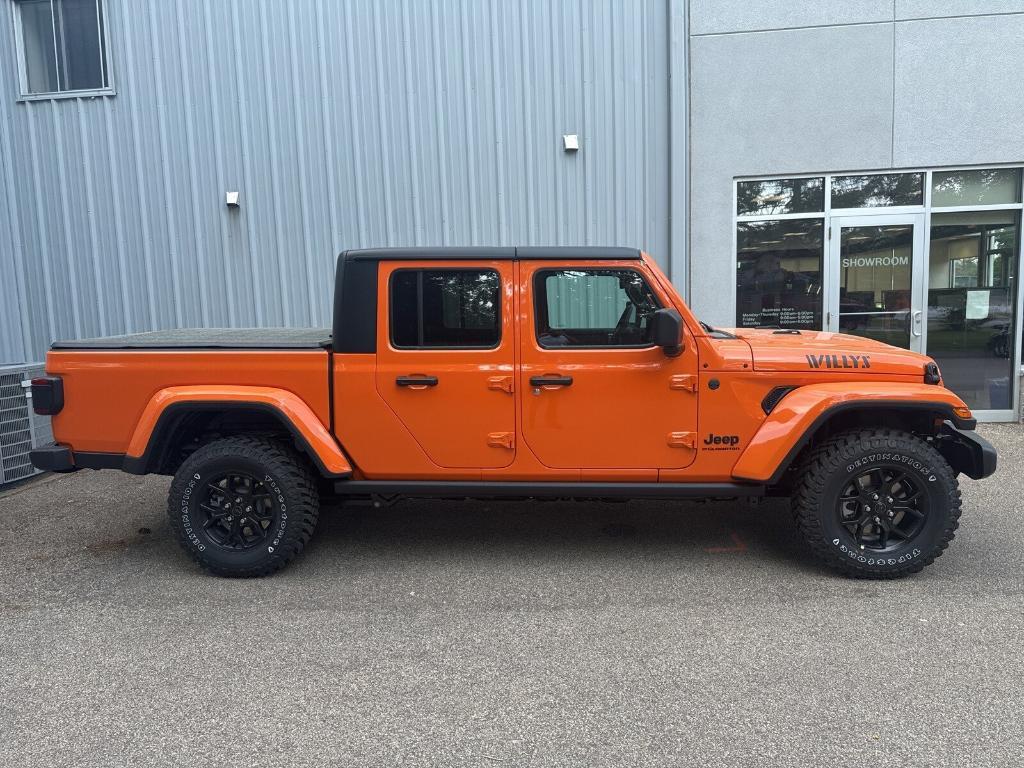 new 2025 Jeep Gladiator car, priced at $54,555