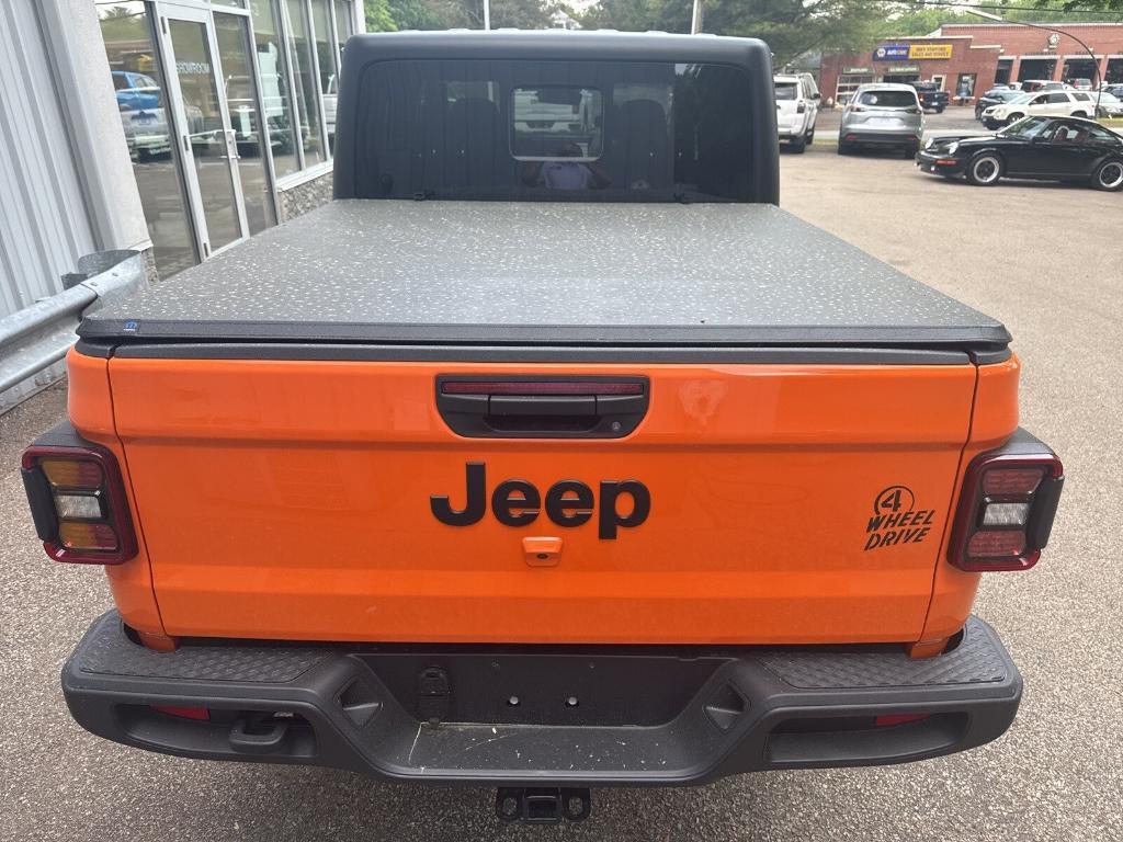 new 2025 Jeep Gladiator car, priced at $54,555