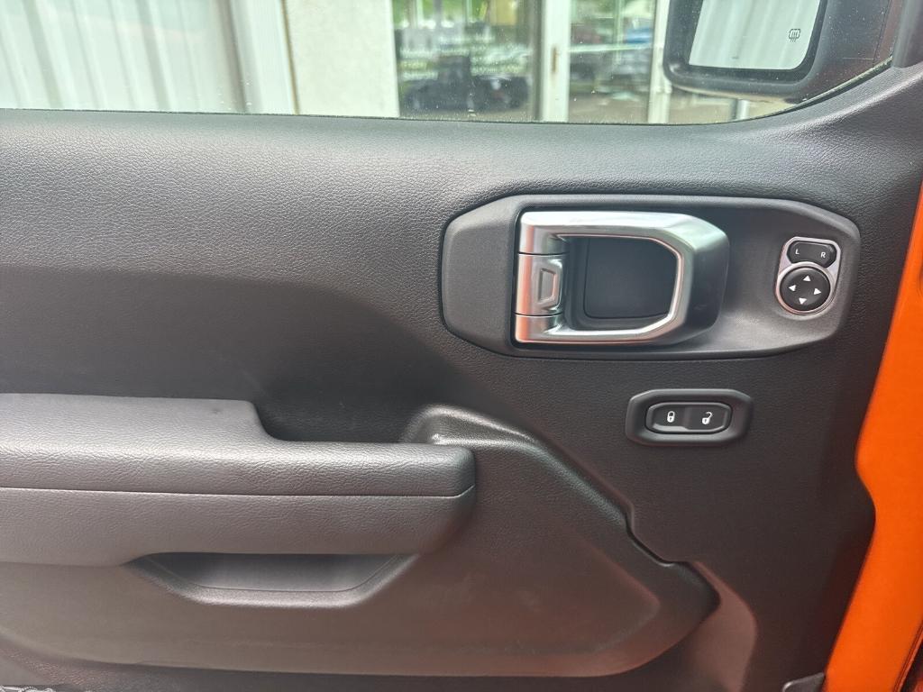 new 2025 Jeep Gladiator car, priced at $54,555