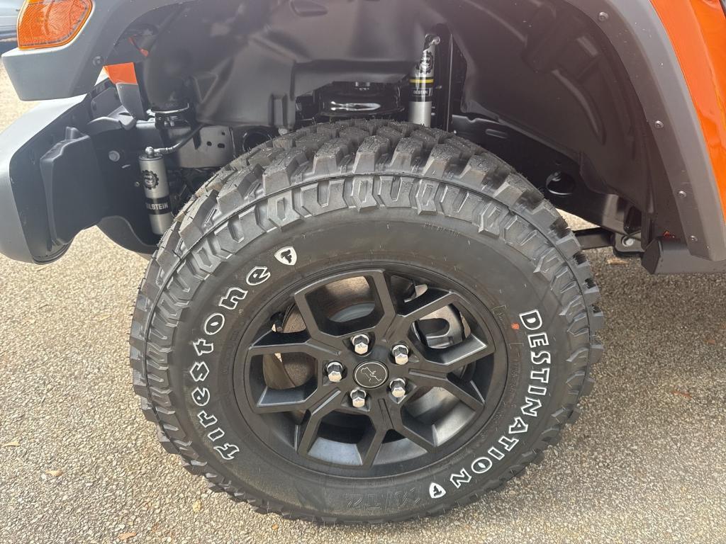 new 2025 Jeep Gladiator car, priced at $52,450