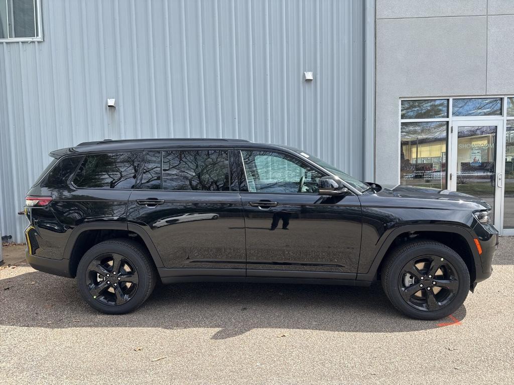 new 2025 Jeep Grand Cherokee L car, priced at $50,375