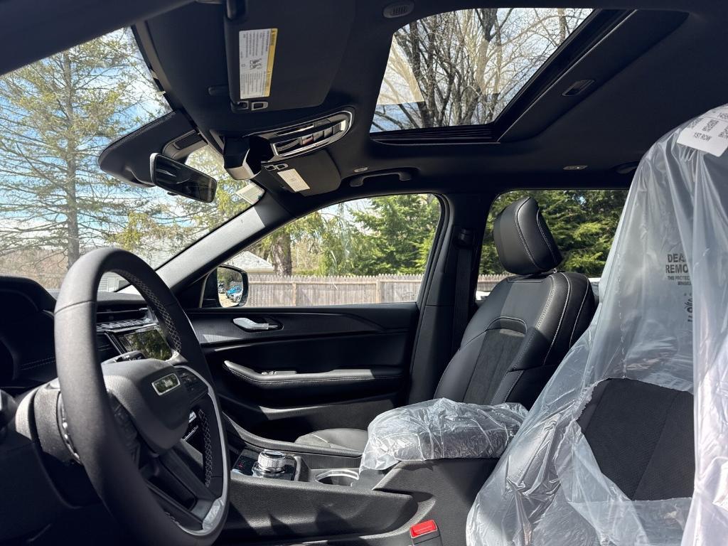 new 2025 Jeep Grand Cherokee L car, priced at $50,375