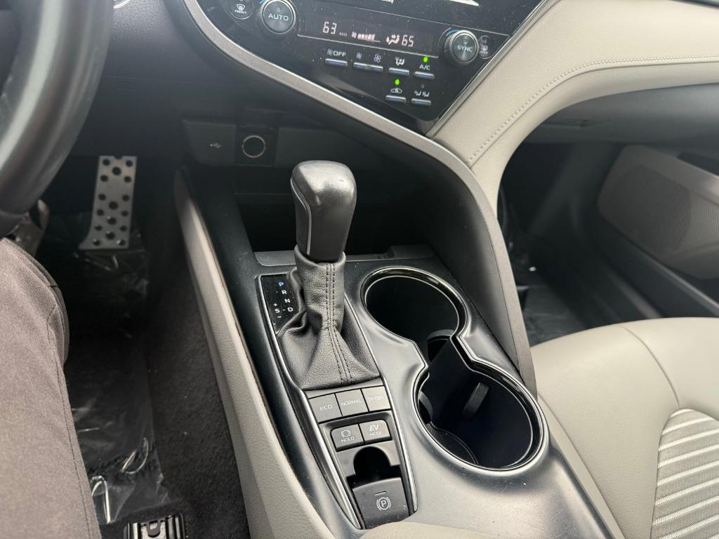 used 2020 Toyota Camry Hybrid car, priced at $21,685