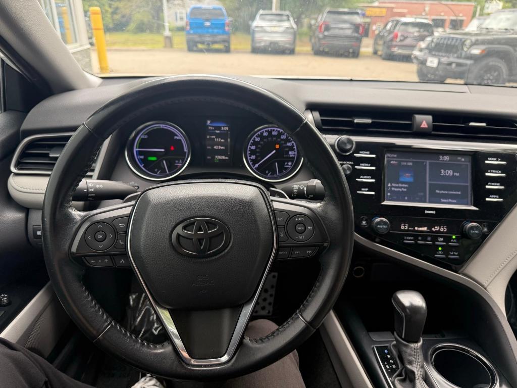 used 2020 Toyota Camry Hybrid car, priced at $21,685