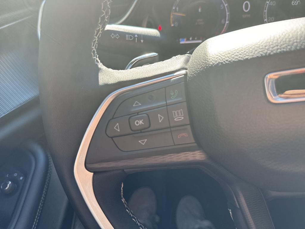 new 2025 Jeep Grand Cherokee L car, priced at $45,220