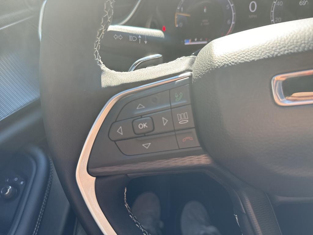 new 2025 Jeep Grand Cherokee L car, priced at $44,305