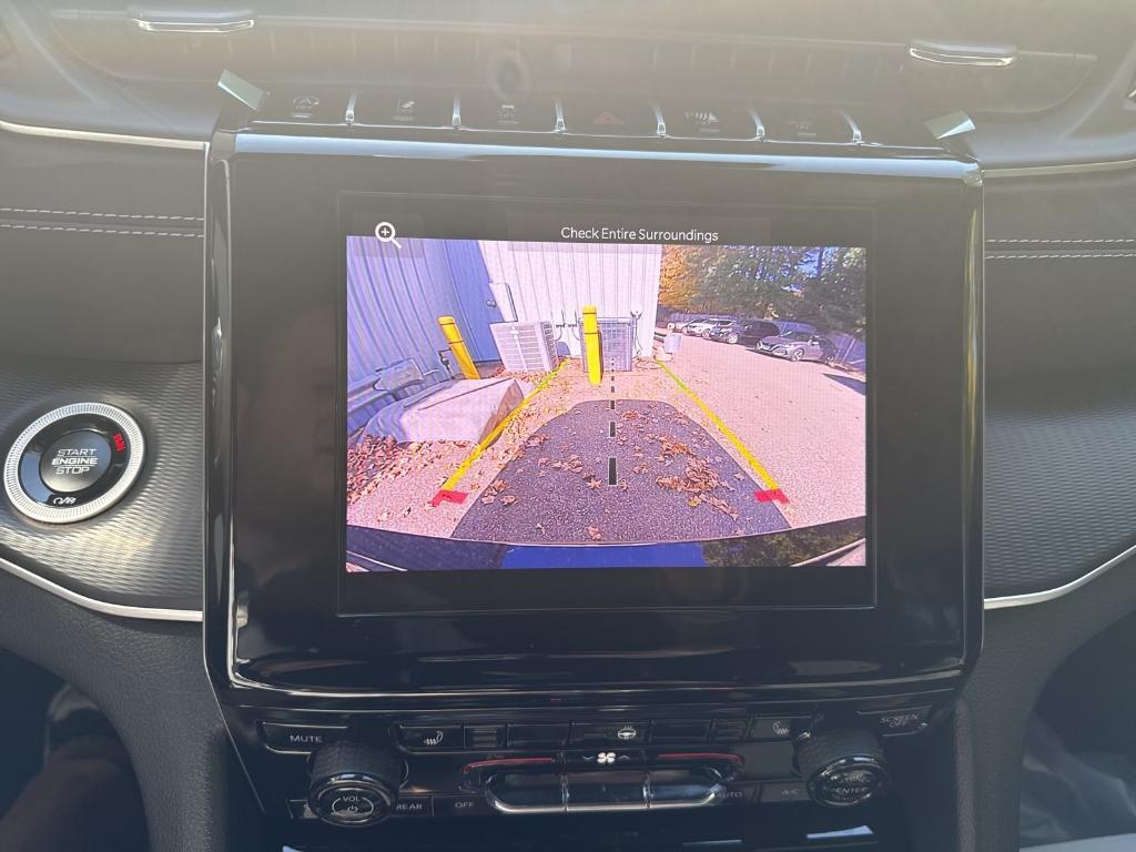 new 2025 Jeep Grand Cherokee L car, priced at $44,305