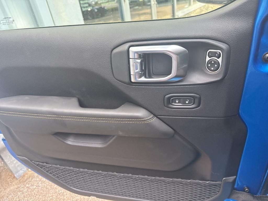 new 2025 Jeep Gladiator car, priced at $49,410