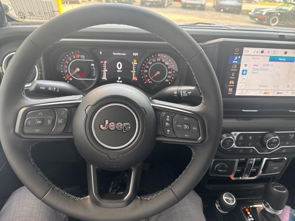 new 2025 Jeep Gladiator car, priced at $49,410