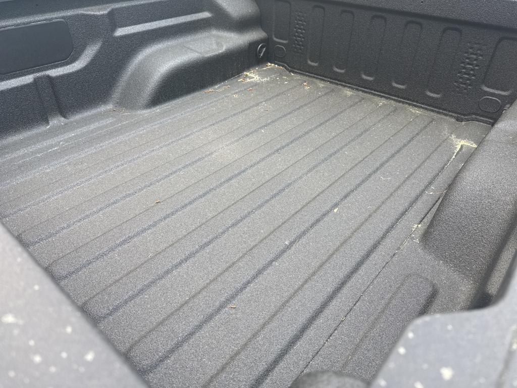 new 2025 Jeep Gladiator car, priced at $47,818