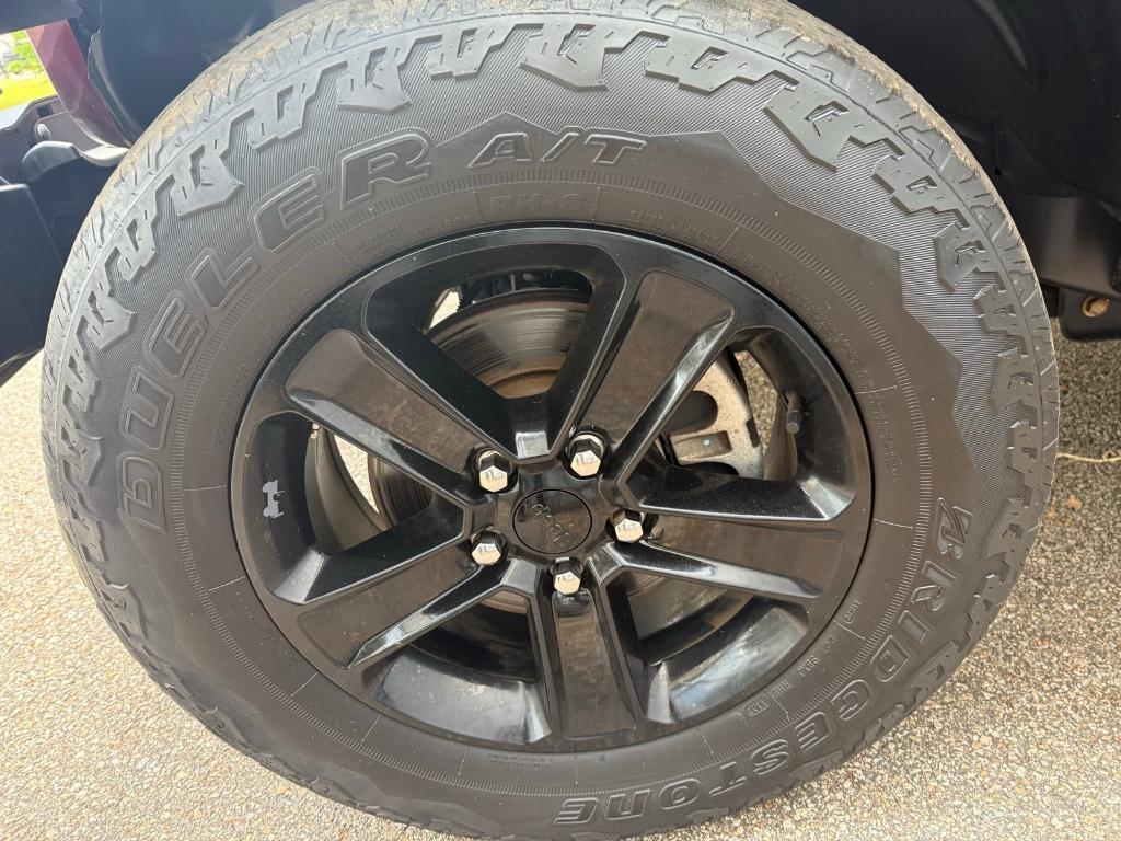 used 2021 Jeep Wrangler Unlimited car, priced at $36,272